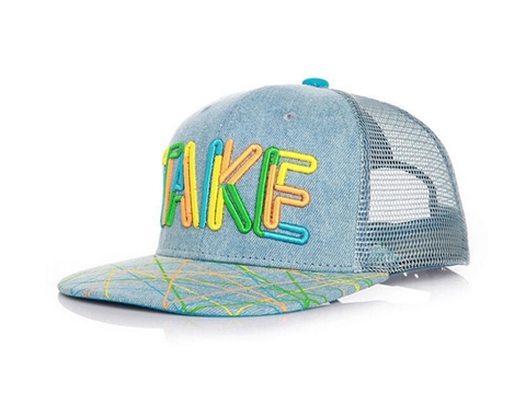 凯维帽业-彩色3D绣花字母平额帽