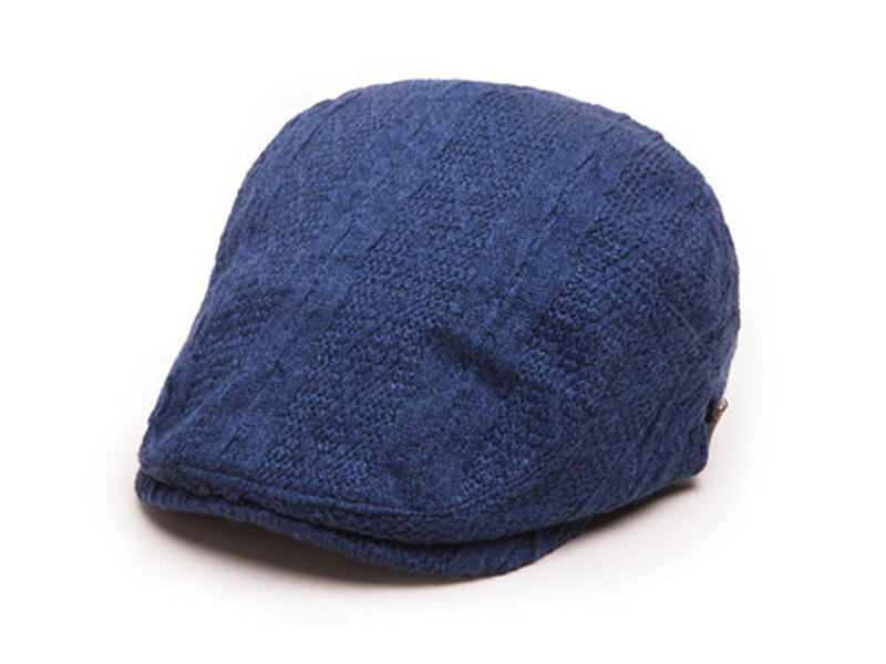 凯维帽业-设计款民族风条纹急帽EM079